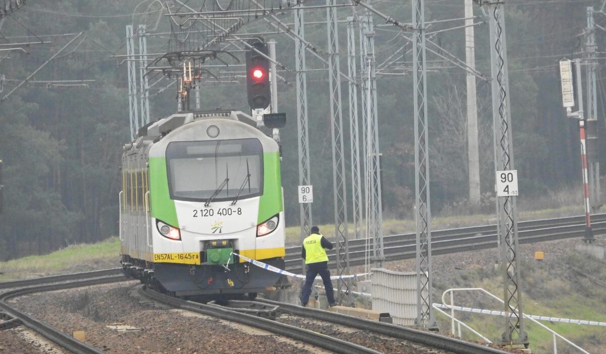 Raylarda sapma rmf fm servislerin onemli bir liderligi var 23922