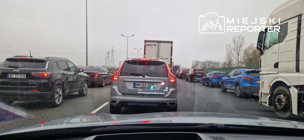 S8 de iki arac carpisti i ki serit trafige kapatildi 22131