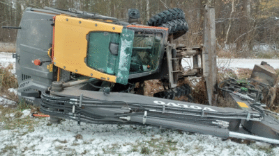 Sarhoş ekskavatör sürücüsü aracın devrilmesine neden oldu ve ormana saklanmaya çalıştı. Yüzde 2'den fazla 3 Sarhos ekskavator surucusu aracin devrilmesine neden oldu ve ormana saklanmaya calisti yuzde 2 den fazla 25934