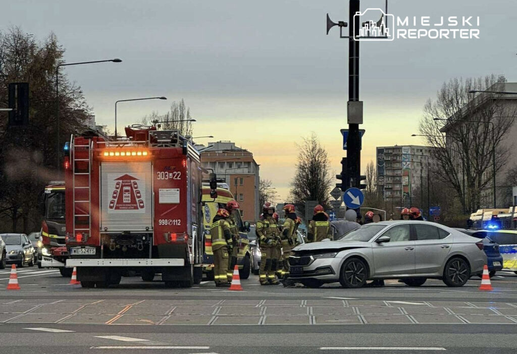 Sarhos skoda surucusu wawelska ve grojecka caddelerinin kesistigi noktada kazaya neden oldu 24657