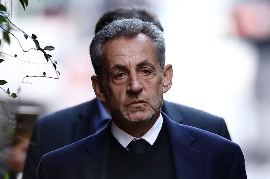 sarkozy serbest kaliyor fransa nin eski cumhurbaskani icin ani bir donus 22359