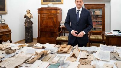 Saska k pa da bir sansasyon trzaskowski tamamen benzersiz bir kesif 26475