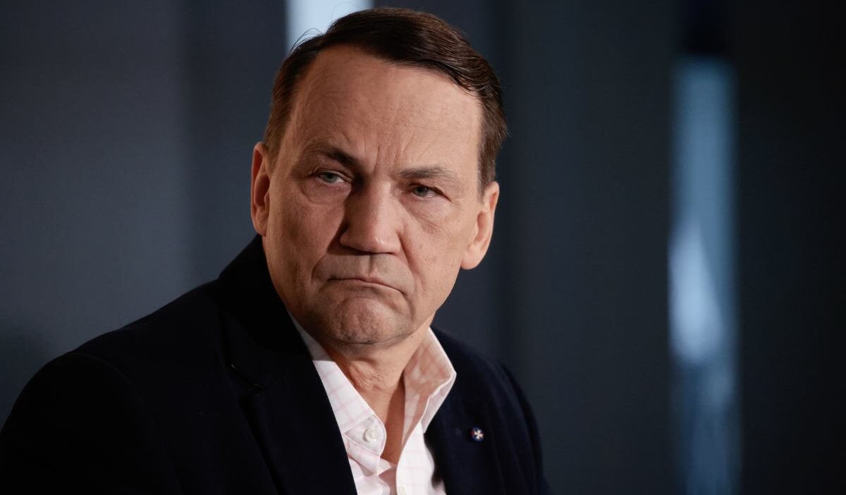 Sikorski den rusya ya dikkat dagitici eylem tepkisi korkmak icin nedenimiz var 24121