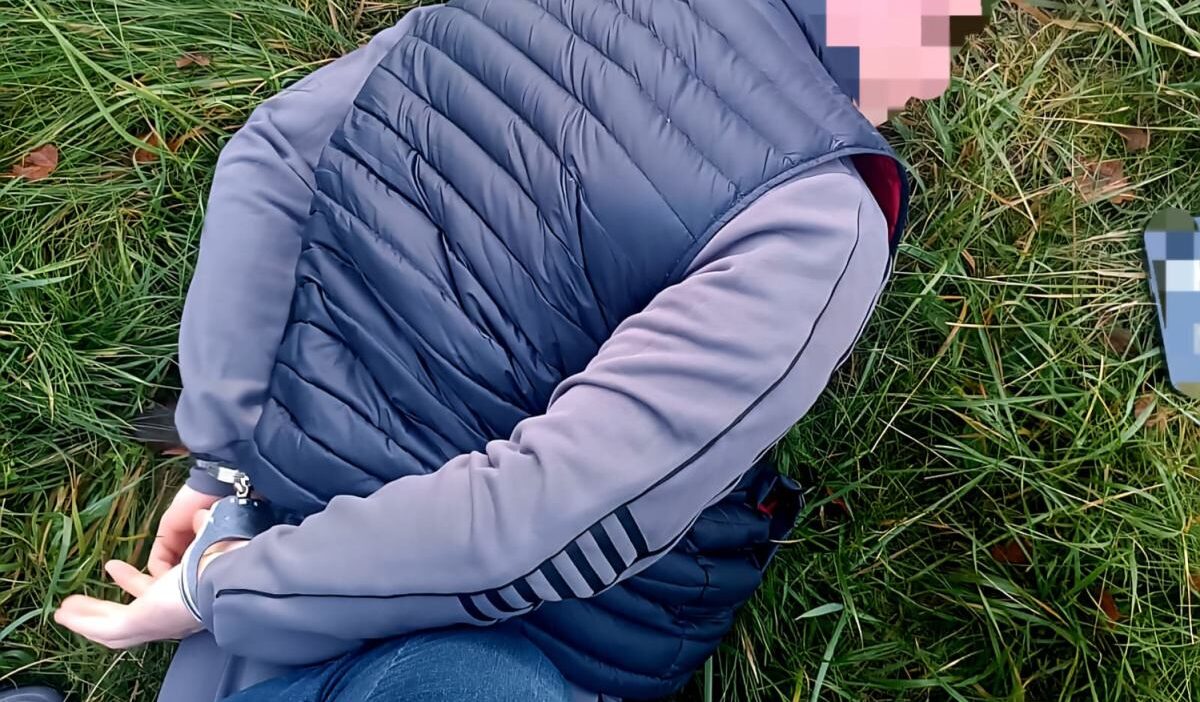 Silezya ve pomeranya da buyuk capli eylemler zirhli bir arac kullanildi sozde futbolcular polisin elinde 22680