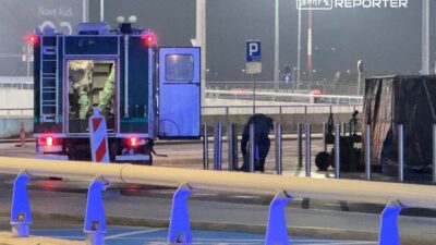 Tahliye ve chopin havalimani na erisim kapatildi servisler olay yerinde 24800