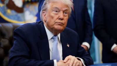 Trump epstein konusunda kararini verdi medya beyaz saray dosyalarin aciklanmasini geciktirmek istedi 24389