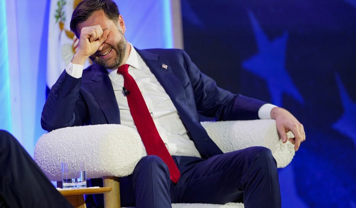 Trump'ın yeni planı. Vance'in ukrayna hakkındaki şok edici sözleri. "neden ticarete başlamıyorsun? " 1 Trump in yeni plani vance in ukrayna hakkindaki sok edici sozleri neden ticarete baslamiyorsun 24825