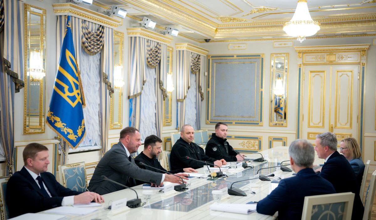 Trump'tan şaşırtıcı hamle. Abu dabi'de rusya ve ukrayna ile gizli görüşmeler 1 Trump tan sasirtici hamle abu dabi de rusya ve ukrayna ile gizli gorusmeler 25417