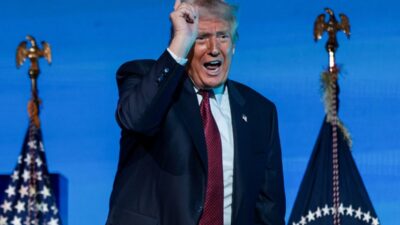 Trump ukrayna'yı eleştirdi. "çabalarımız için minnettarlık yok". 3 Trump ukrayna yi elestirdi cabalarimiz icin minnettarlik yok 25081