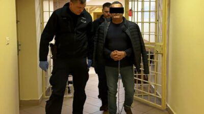 Turk mafyasinin tamircisi varsova nin merkezinde tutuklandi bir restoranin onunde polis eylemi 22866