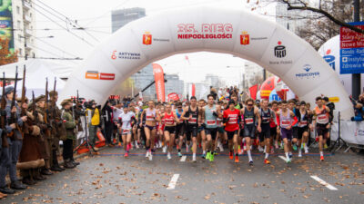 Varsova da rekor kiran bagimsizlik kosusu katilim ve 10 km polonya rekorunu kirdi 22573