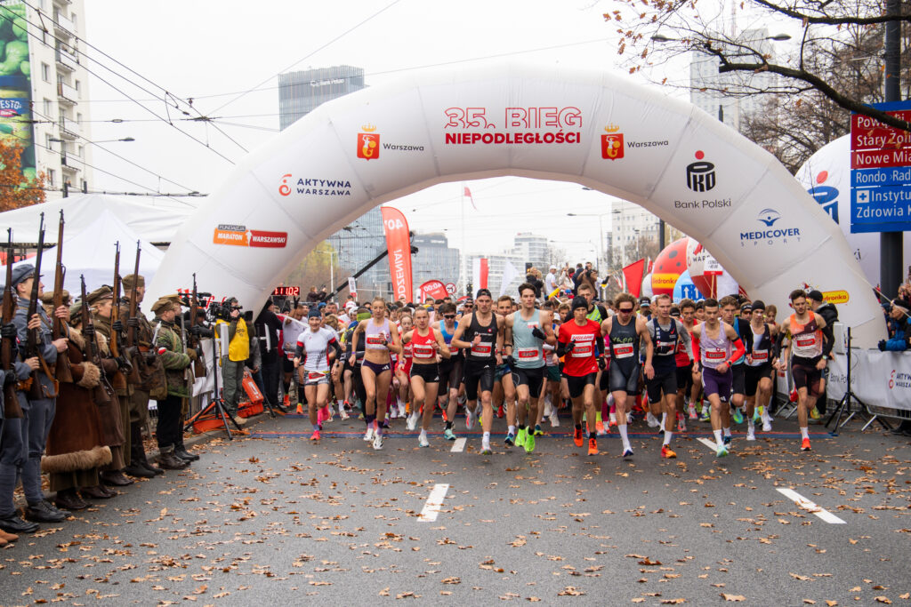 Varsova da rekor kiran bagimsizlik kosusu katilim ve 10 km polonya rekorunu kirdi 22573