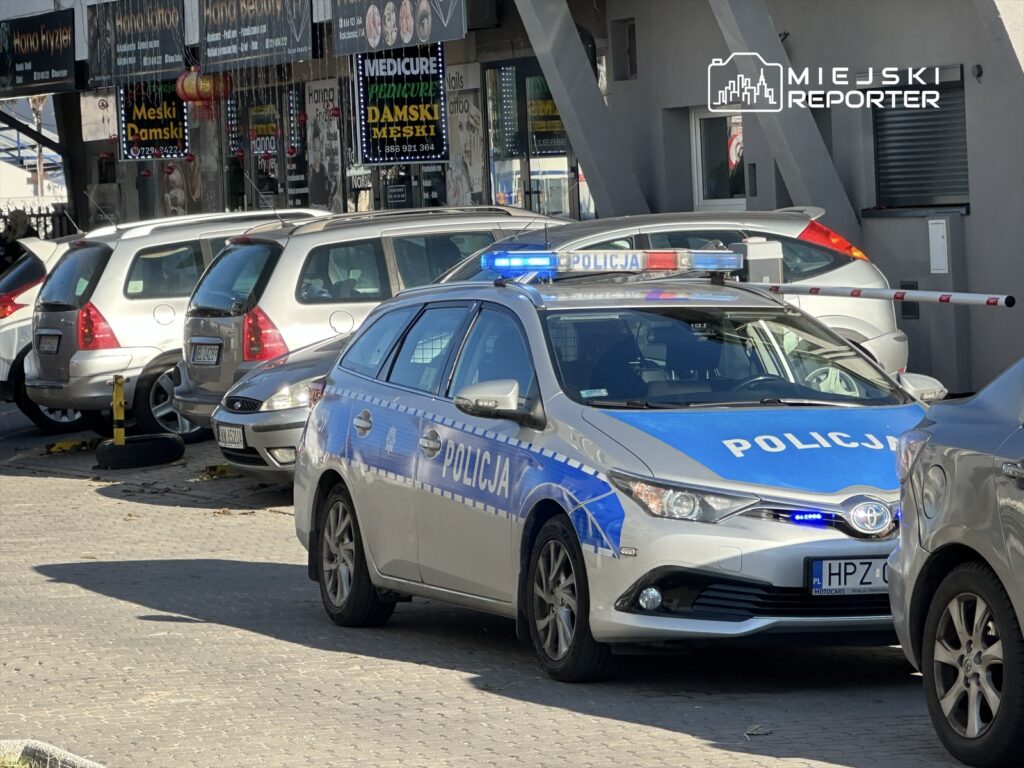 w ochy de curetkar bir soygun 100 zlotiden fazla para calinmistir fail bir scooter ile geldi 22066