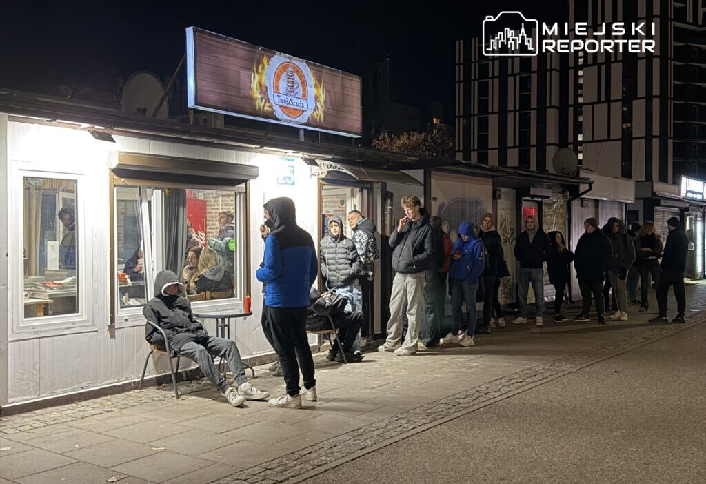 Walbrzyska daki carsidaki kucuk kebap unlu youtuber in elestirisinin ardindan kusatma altinda 23033