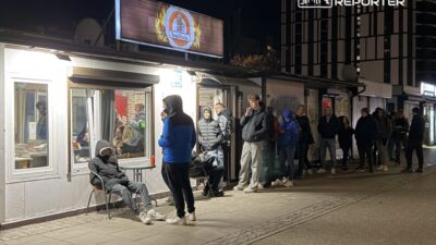 Walbrzyska daki carsidaki kucuk kebap unlu youtuber in elestirisinin ardindan kusatma altinda 23033