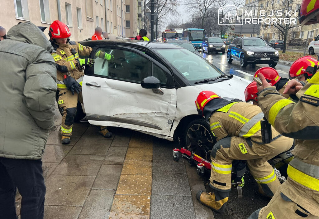 Wola da araba kazasi 7 arac hasar gordu 25787