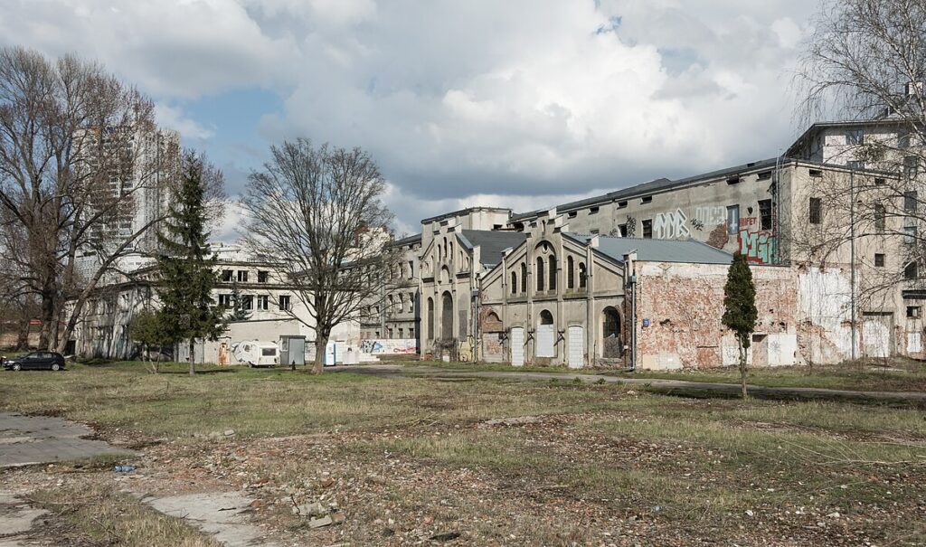 Wola nin kalbindeki 1 6 hektarlik arsa satilacak mi okopowa 78 deki araziden sehir ne kadar kazanacak 24288