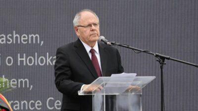 Yad vashem girişinde fırtına. Enstitü başkanı sikorski'nin sözlerine tepki gösterdi 2 Yad vashem girisinde firtina enstitu baskani sikorski nin sozlerine tepki gosterdi 25369