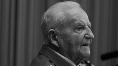 Yarbay zbigniew rylski hayatini kaybetti varsova ayaklanmasinin kahramani 102 yasinda hayata veda etti 21958