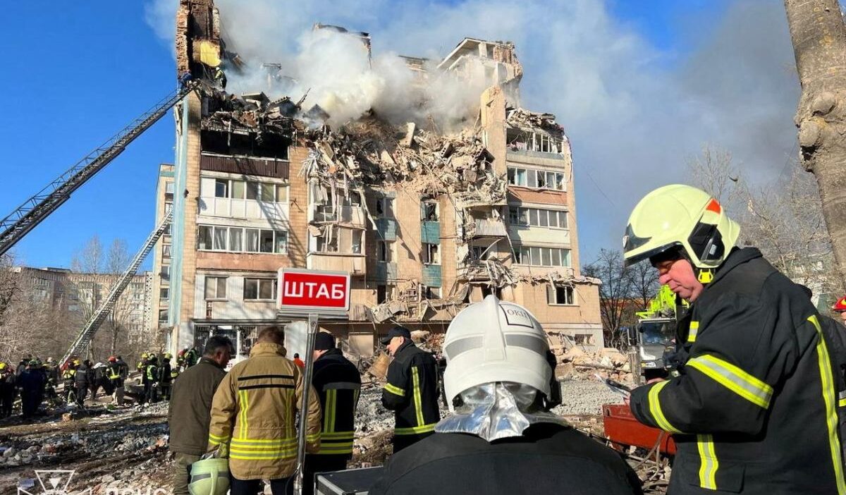 Yedi yasindaki polonyali bir kiz cocugu ternopil deki bir saldirida olduruldu annesi de oldu 24745