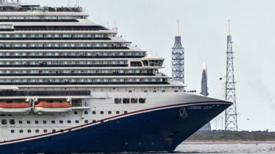 Yolcu gemisinde trajedi. 18 yaşındaki kız yatağının altında ölü bulundu 4 Yolcu gemisinde trajedi 18 yasindaki kiz yataginin altinda olu bulundu 24969