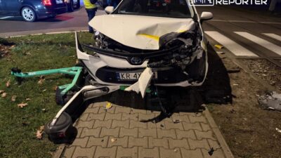 Yolcu tasimaciligi yapan surucu bielany bolgesinde tramvayin altina girdi 22413