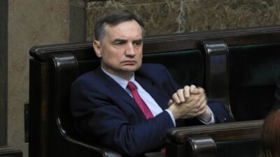 Zaten ziobra yi bir kez denemek istemisler sonunda uzlasmaya varmislar birinin bir yerde vurulup vurulmayacagini bilemezsiniz 21432