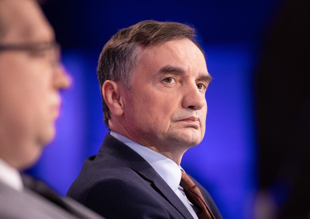 zbigniew ziobro polonya ya ne zaman donecegini acikladi kim bu igrenc 22786