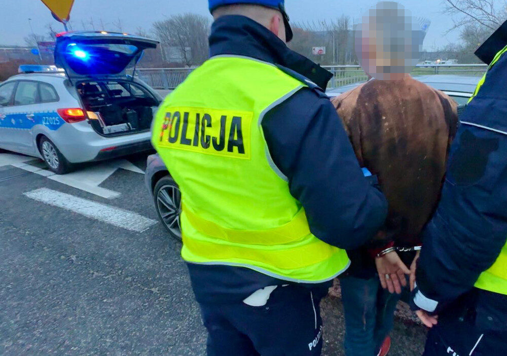 13 000 den fazla kontrol ve alkol ve uyusturucu etkisi altindaki 34 surucu polisin drunk morning eyleminin sonuclari 26844