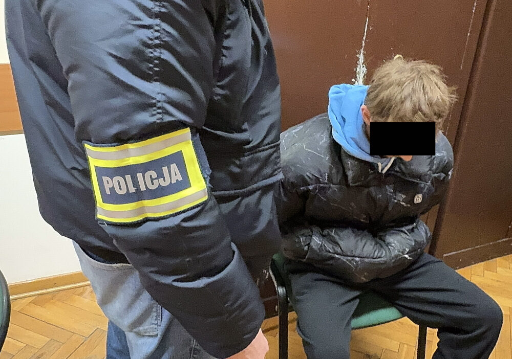 20 kisi uyusturucu suclarindan tutuklandi 26829