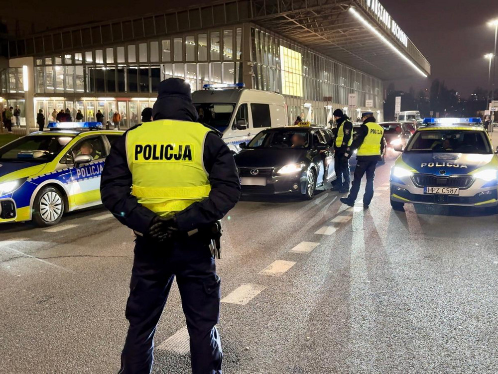 200 arac daha kontrol edildi ve 100 den fazla ceza kesildi polisin guvenli tasimacilik eyleminin sonuclari 27395