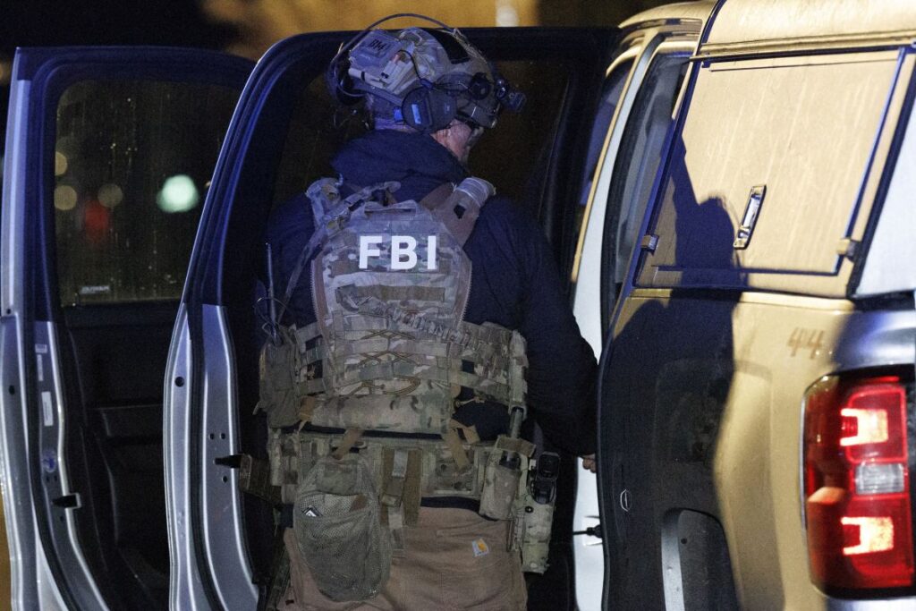 abd brown universitesi ndeki silahli saldiri ve bir mit profesorunun oldurulmesi olaylarinda yeni bir gelisme baglantili vakalar 31124