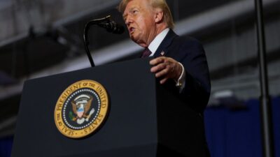 Abd eski ab komiserine sinirlarini kapatti avrupa komisyonu aciklama talep ediyor 32251