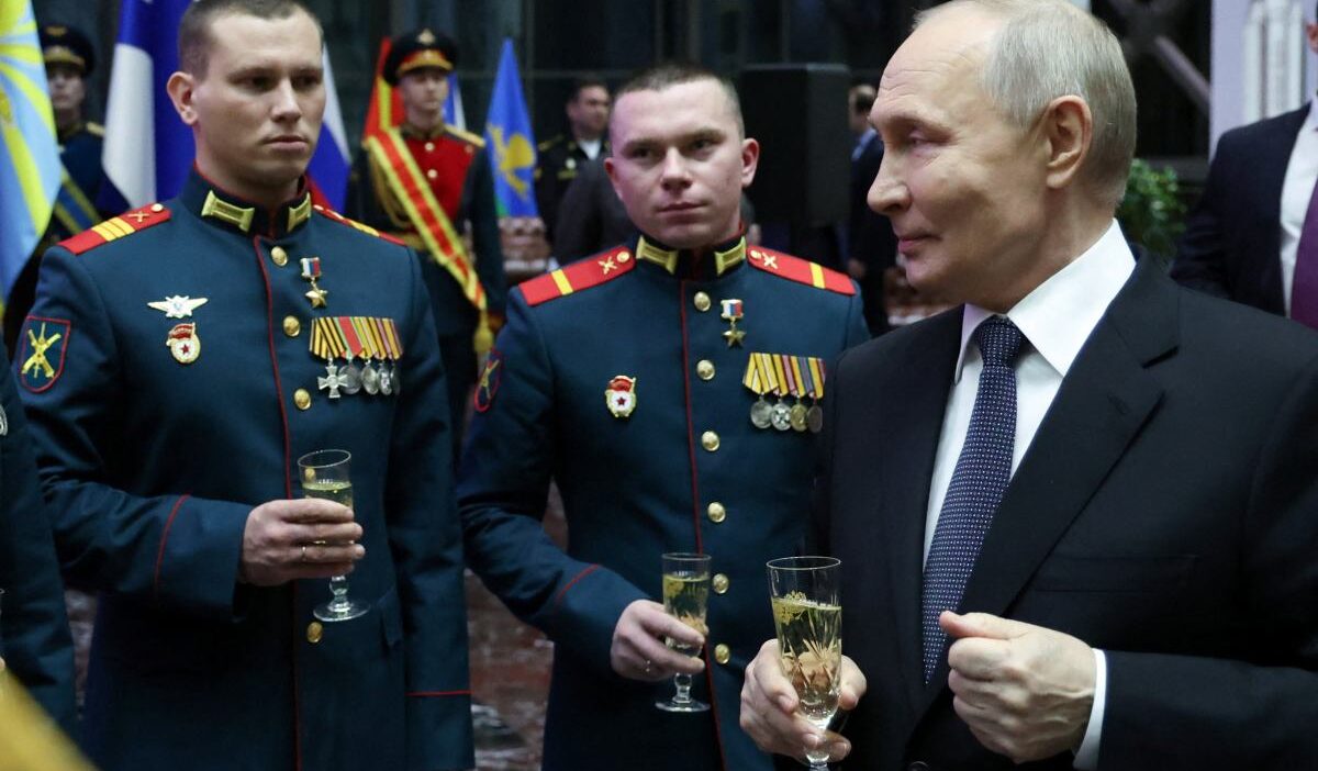 Abd istihbarati putin avrupa nin bir bolumunu geri almak istiyor polonyalilar buna ikna olmus durumda 31342