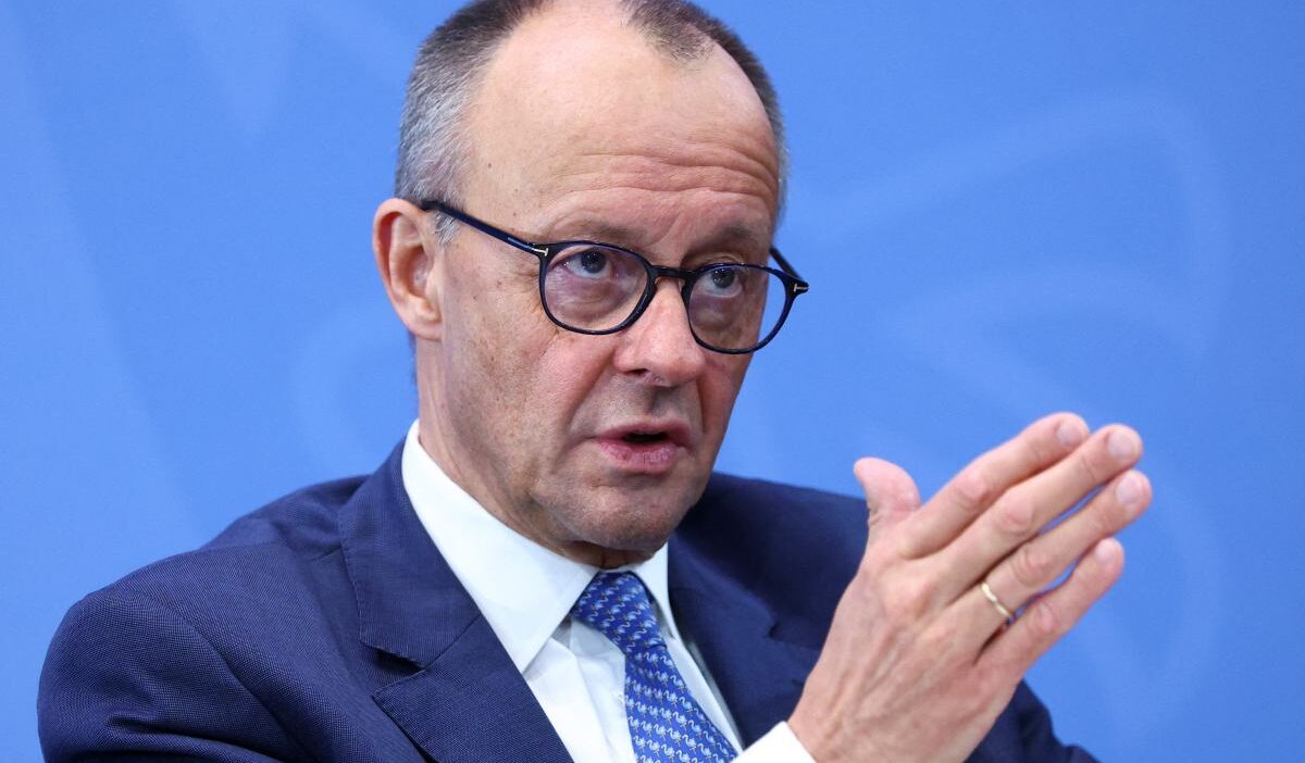 Almanya gösteriş için mi ilerliyor? Berlin'de yaptıkları buydu. "solcu düşünürler, sağcı yaşarlar". 1 Almanya gosteris icin mi ilerliyor berlin de yaptiklari buydu solcu dusunurler sagci yasarlar 27595