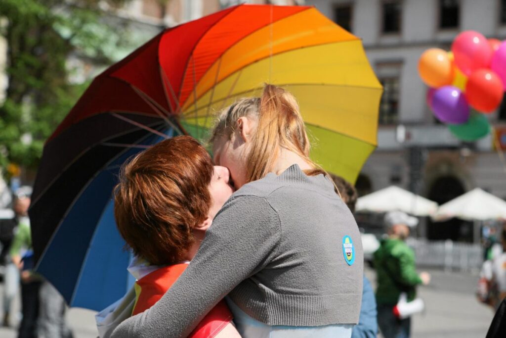 anket polonyalilar escinsel evliliklerin taninmasi konusunda ikiye bolundu i ste boyle cevap verdiler 31642