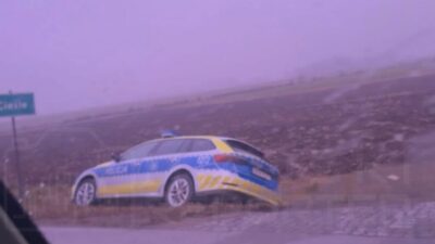 Aracini hendege suren polis memuruna para cezasi ve ceza puani verildi 31222