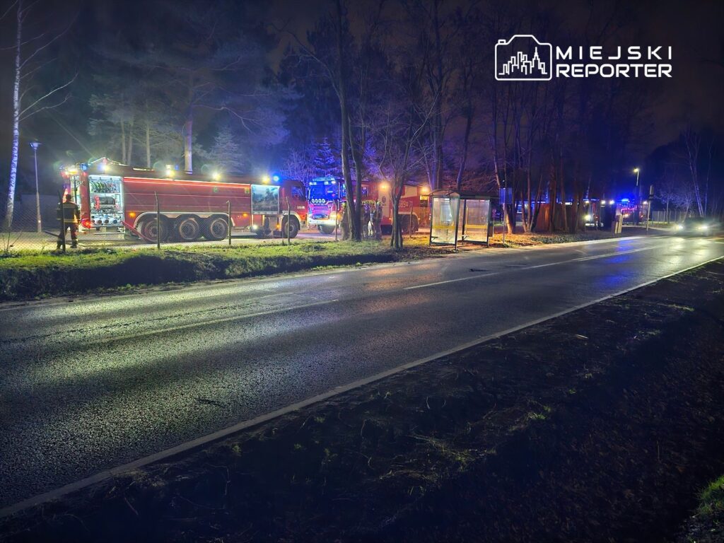 arazide yangin cardak alevler icinde kaldi 32162