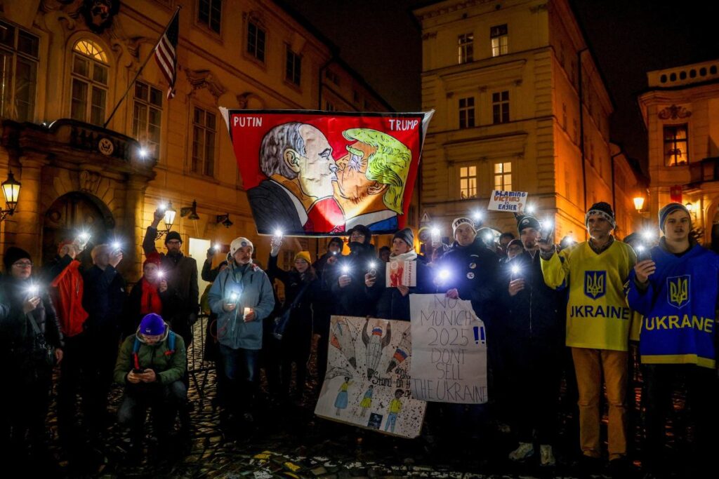 avrupa rus saldirisindan korkuyor ve trump i dusman olarak goruyor son anket 27736