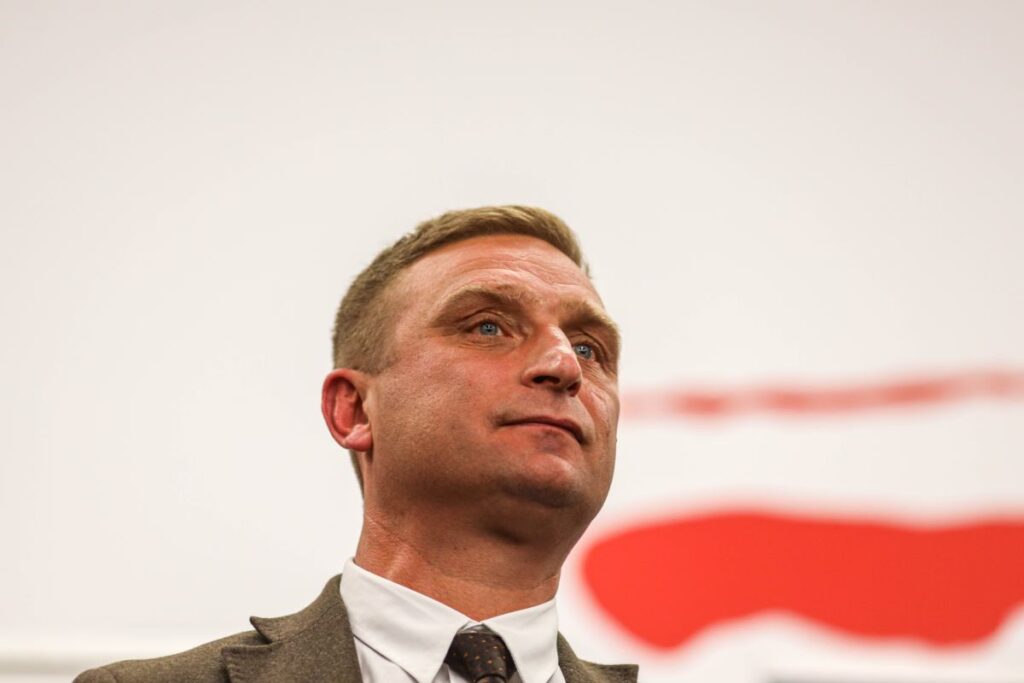 b kiewicz 400 000 zlotiyi geri odeyecek bir hukumet sozcusu su aciklamayi yapti 29256