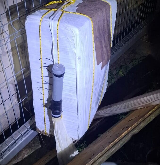 Balonla sigara kaçakçılığı engellendi 1 Balonla sigara kacakciligi engellendi 27632