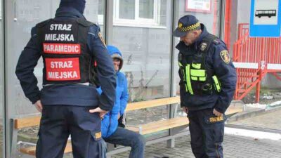 Barinaklar gece barinaklari 19115 varsova daki evsizler icin yardim sistemi budur 32117