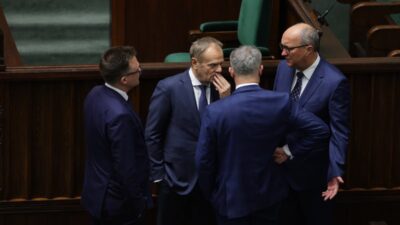 Başbakan'ın acil talebi. Meclis başkanı onaylıyor: sejm gizli moda geçiyor 3 Basbakan in acil talebi meclis baskani onayliyor sejm gizli moda geciyor 27691