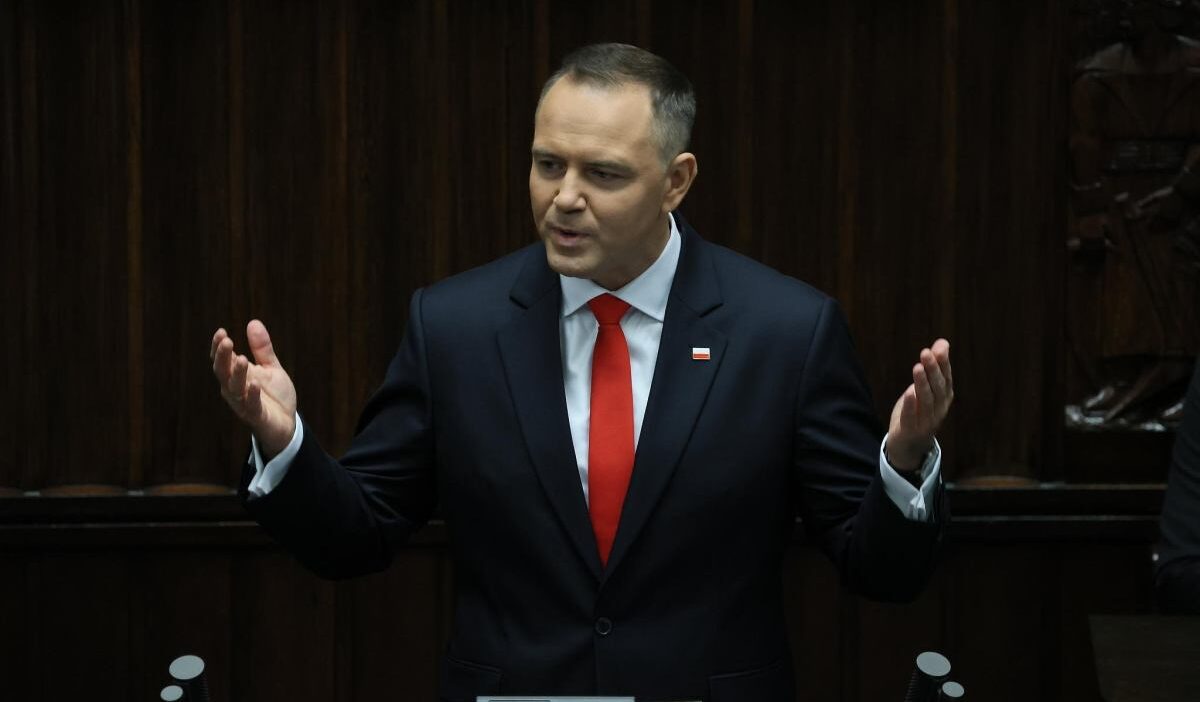 Başkanlık projeleri hakkında sp�r. "kendisini 14. Louis ya da trump sanıyor". 1 Baskanlik projeleri hakkinda sp r kendisini 14 louis ya da trump saniyor 27151