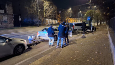 Baskent istihbarat gorevlileri iki kisiyi onemli miktarda uyusturucu ile gozaltina aldi 27407