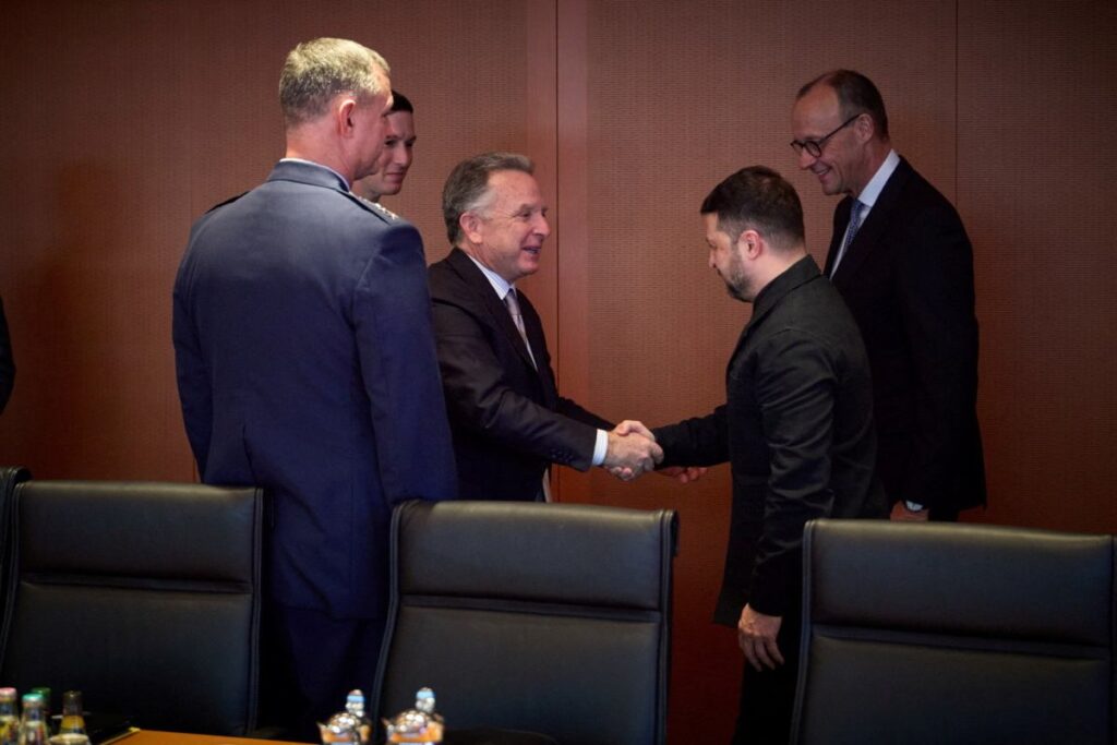 berlin de zor gorusmeler abd ve ukrayna arasindaki anlasmazlik noktalarina iliskin medya 29999