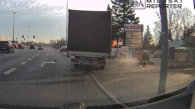 Bia o ka da bir motosiklet surucusu icin ciddi kaza bir minibusun surucusu aniden orta seritten sapti 30625