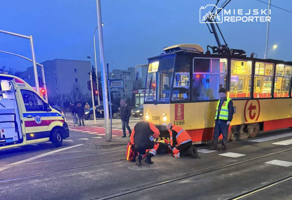 Bialoleka bolgesinde tramvayin carptigi 17 yasindaki cocuk 28488