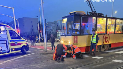 Bialoleka bolgesinde tramvayin carptigi 17 yasindaki cocuk 28488