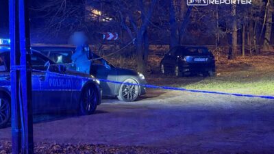 Bialoleka sokaklarinda takip surucu bir agaca carpti ve yaya olarak kacmaya basladi 31926